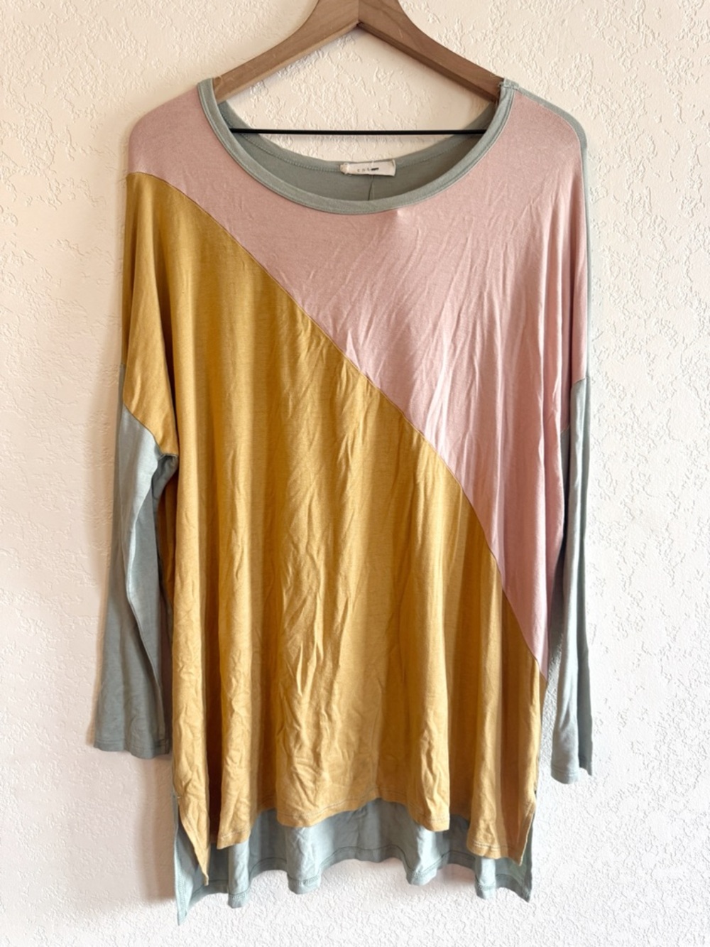 Entro | colorblock long sleeve tunic | L